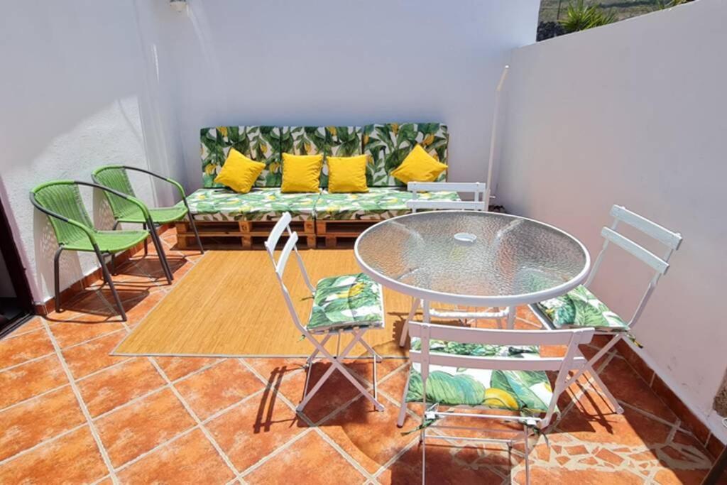 Lovely Two Bedroom Apartment With Amazing View Tejina de Isora Екстериор снимка
